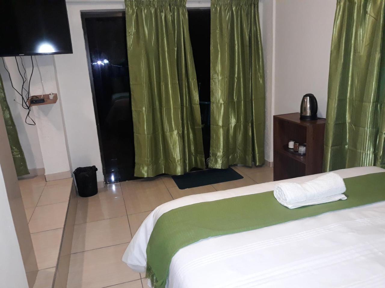 Thula Du Estate - One Bed Apartment Mbabane Bagian luar foto